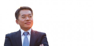 李铮 Li Zheng 中伦文德律师事务所 高级合伙人、金融法专业委员会副主任 Senior Partner, Deputy Director of Finance Practice Zhonglun W&D Law Firm