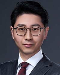 杨奕 BLAKE YANG 君悦律师事务所资深律师 Senior Associate MHP Law Firm