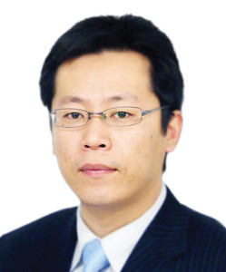 曲峰 QU FENG 大成律师事务所 高级合伙人 Senior Partner Dentons