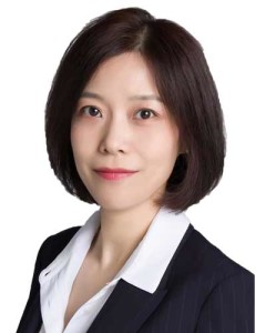 陈芳 Chen Fang 中伦律师事务所合伙人 Partner Zhong Lun Law Firm