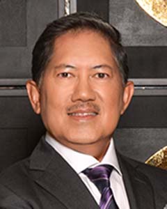 Raoul Angangco, Senior Partner, Email-rr.angangco@thefirmva.com