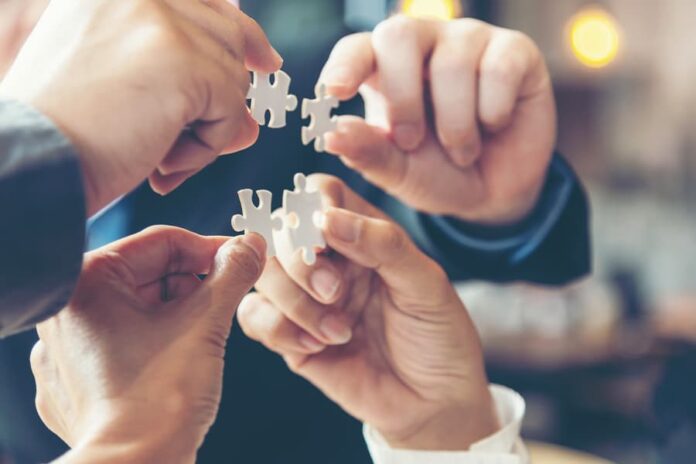 Alcan and Sterlite joint takeover bid Hindalco